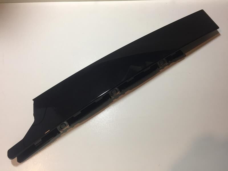 Kapı Direk Bandı Sağ Piano Black Megane Iv 16> AUTODAK DAK2103