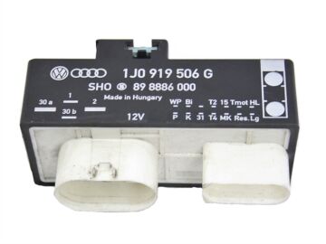 Kontrol Rölesi 18 Pın Li Polo Iıı - Golf Iv - Caddy Iı 1.4-1.6-1.7.-1.9 Sdı - Octavıa I - Leon I - Toledo Iı - Cordoba I - Ibıza Iı - A3 1.4-1.6-1.7-1.8-1.9 Tdı HELLUX HLR.7259
