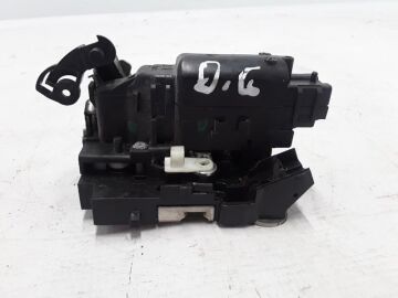 Sağ Arka Kapı Kilidi Motorlu Dacıa Dokker Lodgy 825020953R AUTODAK DAK3080