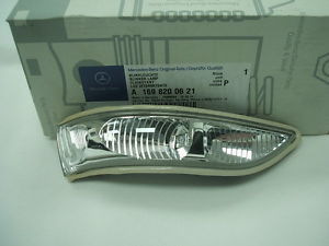 Mercedes W245 Kasa Sağ Ayna Sinyali Orijinal Mercedes A1698200621