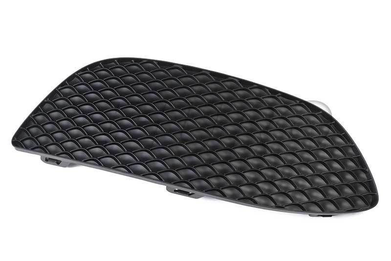 Mercedes W205 Kasa Ön Tampon Izgarası Sağ Orijinal Mercedes Marka A2058850823