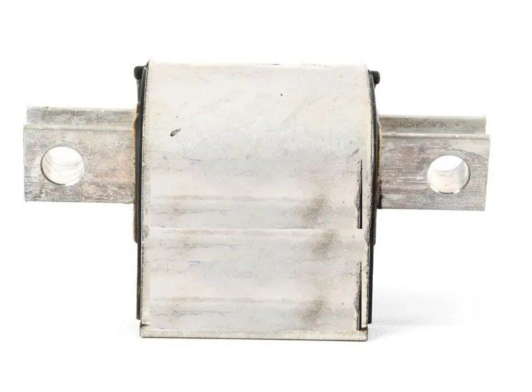 Mercedes W205 Kasa Şanzıman Kulağı Lemforder Marka 2052403300 - 3835701