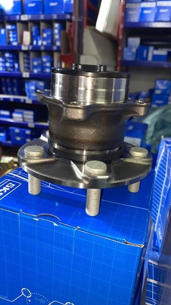 Arka Teker Poryası Rulmanlı Focus C-Max 07>11 -Focus Iı 04>11 Abs Li 5 Bijon Sensor Harıc SNR HGB35205