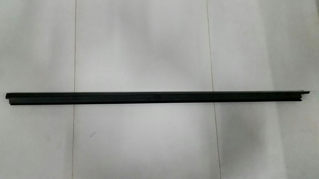 Ön Dış Sıyırıcı Fitil Sağ R9 15225 SP 10081